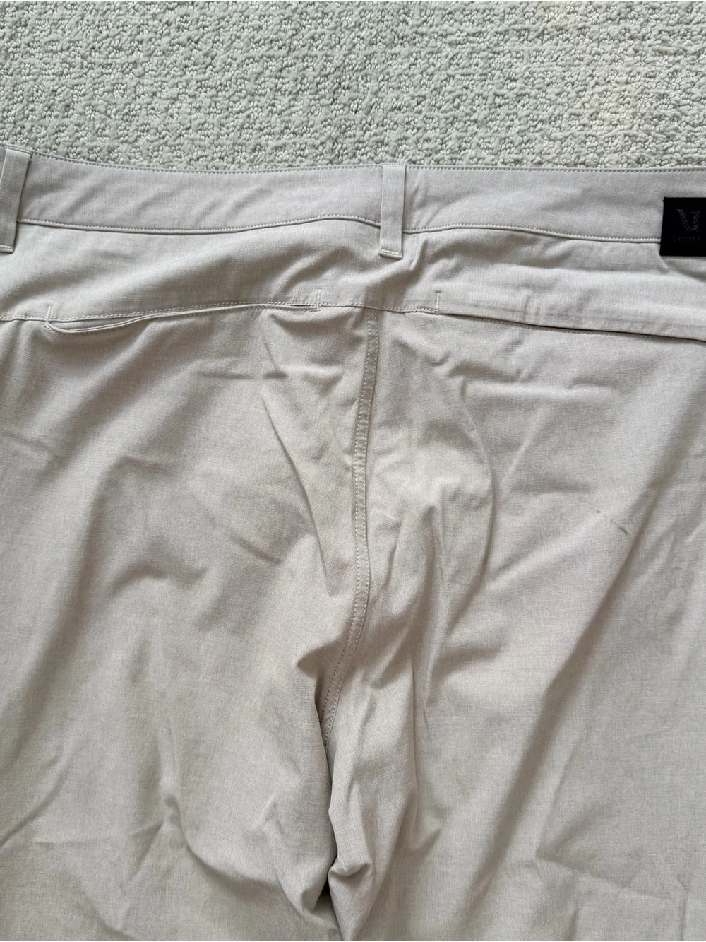 Vuori Light beige pants  - Modern Straight Leg size 34
